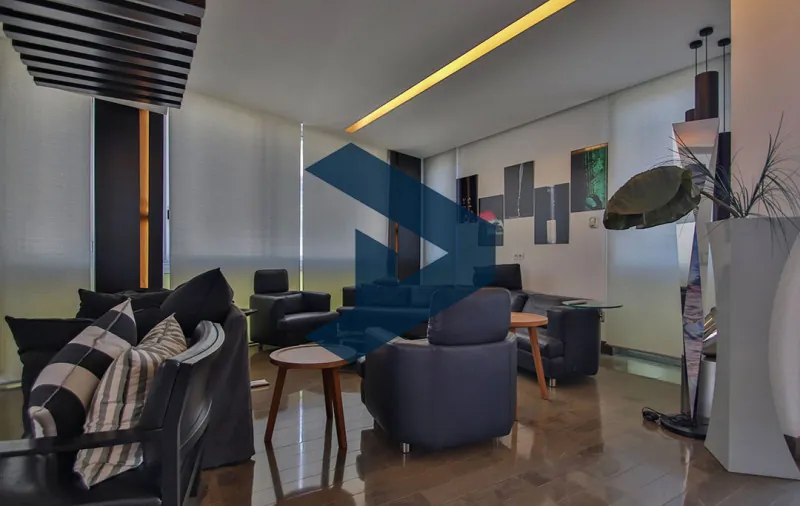 Prime Location | Catchy Price | Fully Upgraded — photo 3