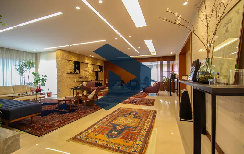 Prime Location | Well Maintained Building | Fully Renovated — photo 5