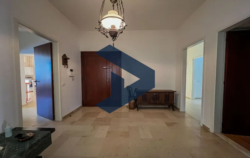 Well Maintained Building | Fully Refurbished | Calm Area