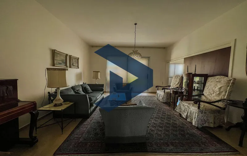 Well Maintained Building | Fully Refurbished | Calm Area — الصورة 3