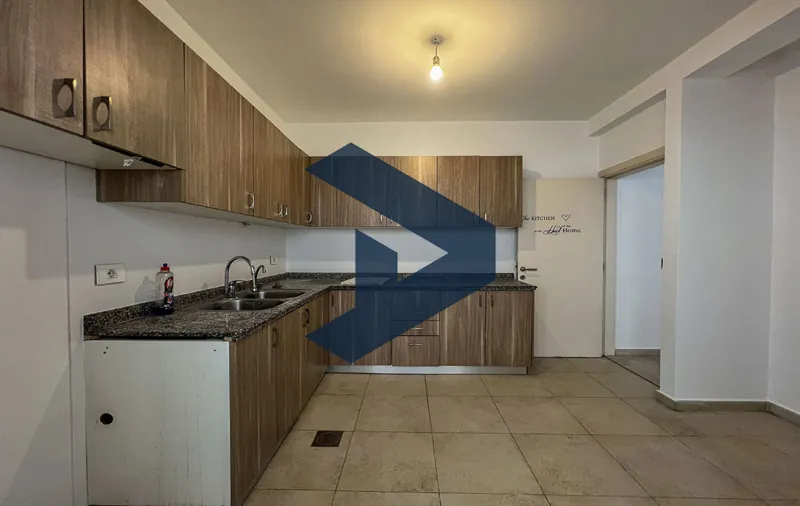 Prime Location | Unfurnished Apartment | Walking Distance To Schools — photo 5