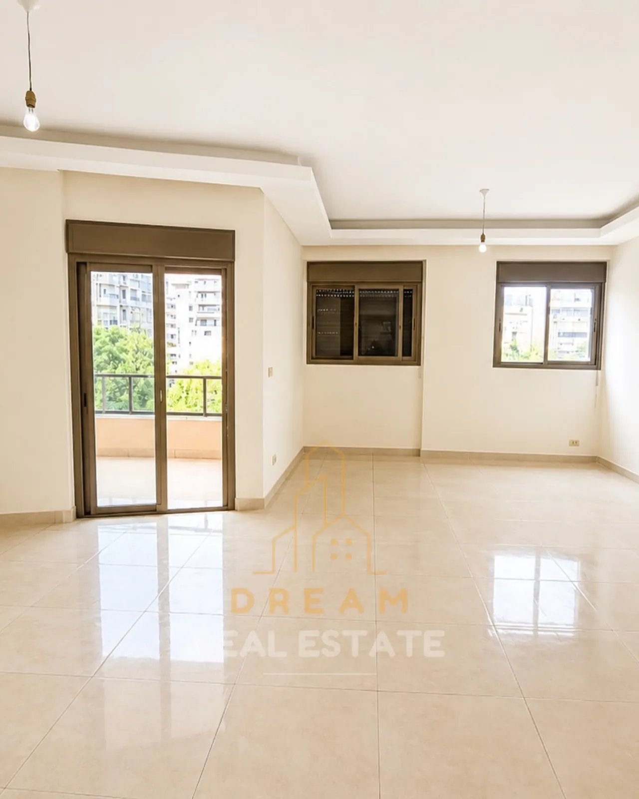 Apartment for Sale in Downtown Saida — الصورة 2