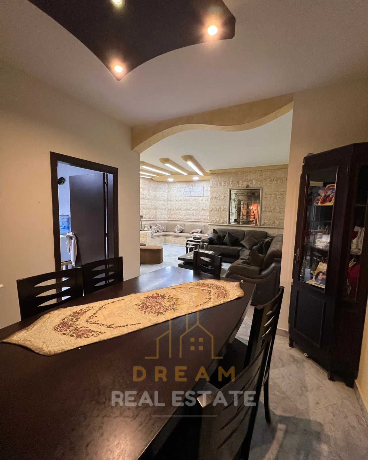 Furnished Apartment for Sale in Sharhabil - Saida — الصورة 2