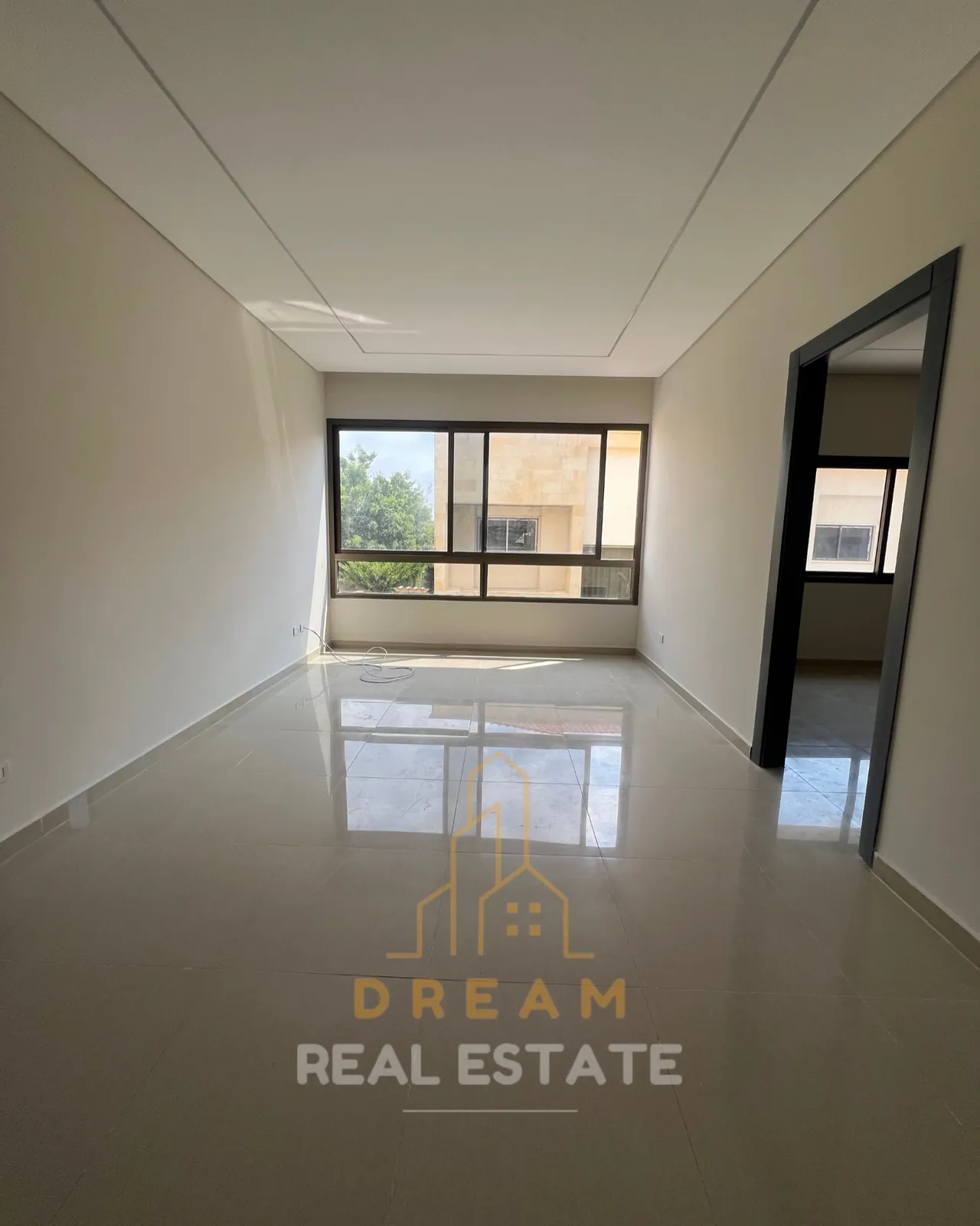 Villa for Sale in Rmeileh - Saida — الصورة 5