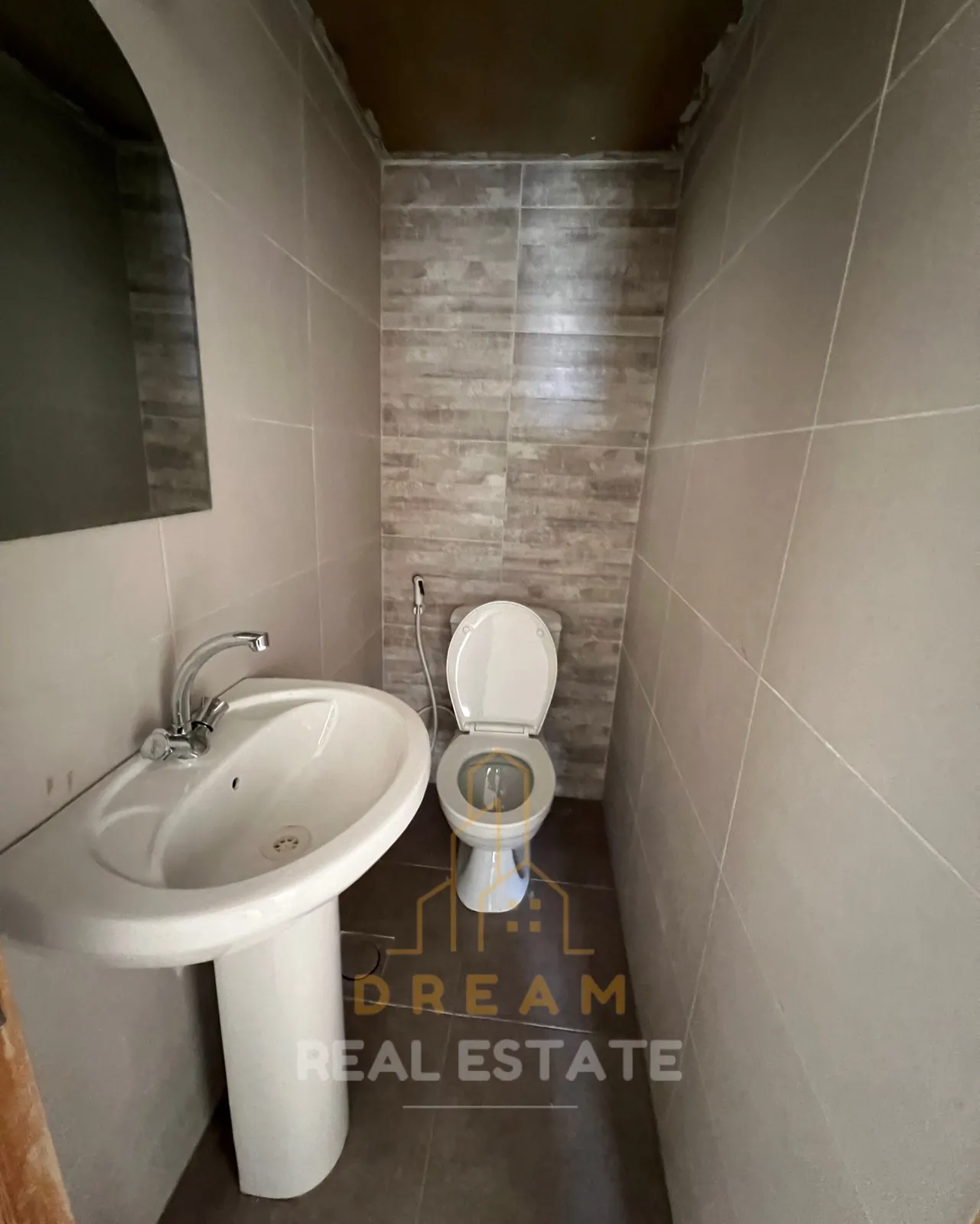 New Apartment for Sale in Sharhabil - Saida — الصورة 5
