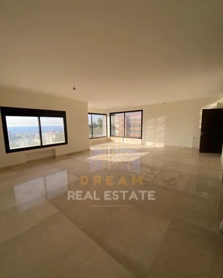Luxury Apartment for Sale in Bramiyeh - Saida — الصورة 2