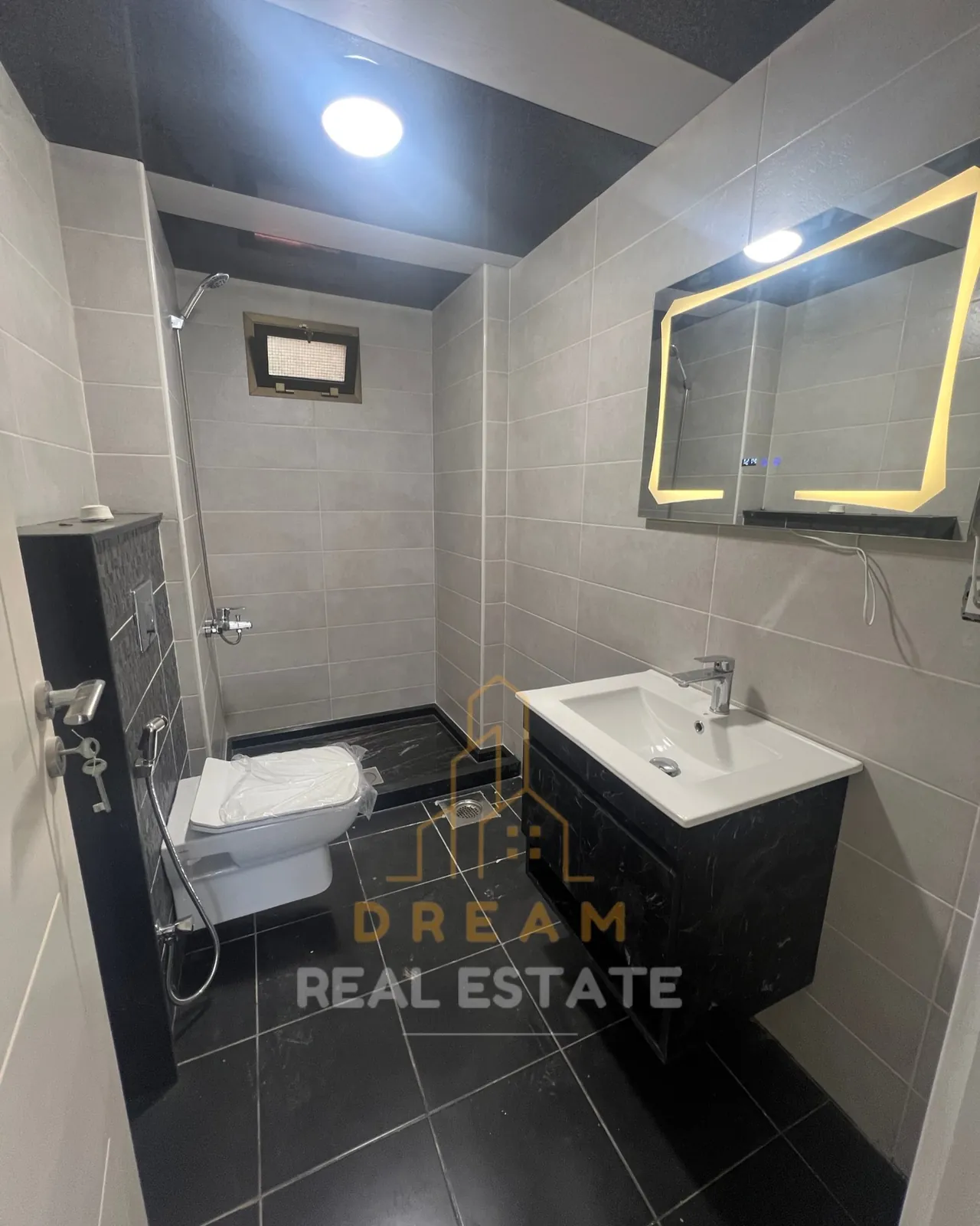 New Apartment for Sale in Ain Ed Delb - Saida — الصورة 4