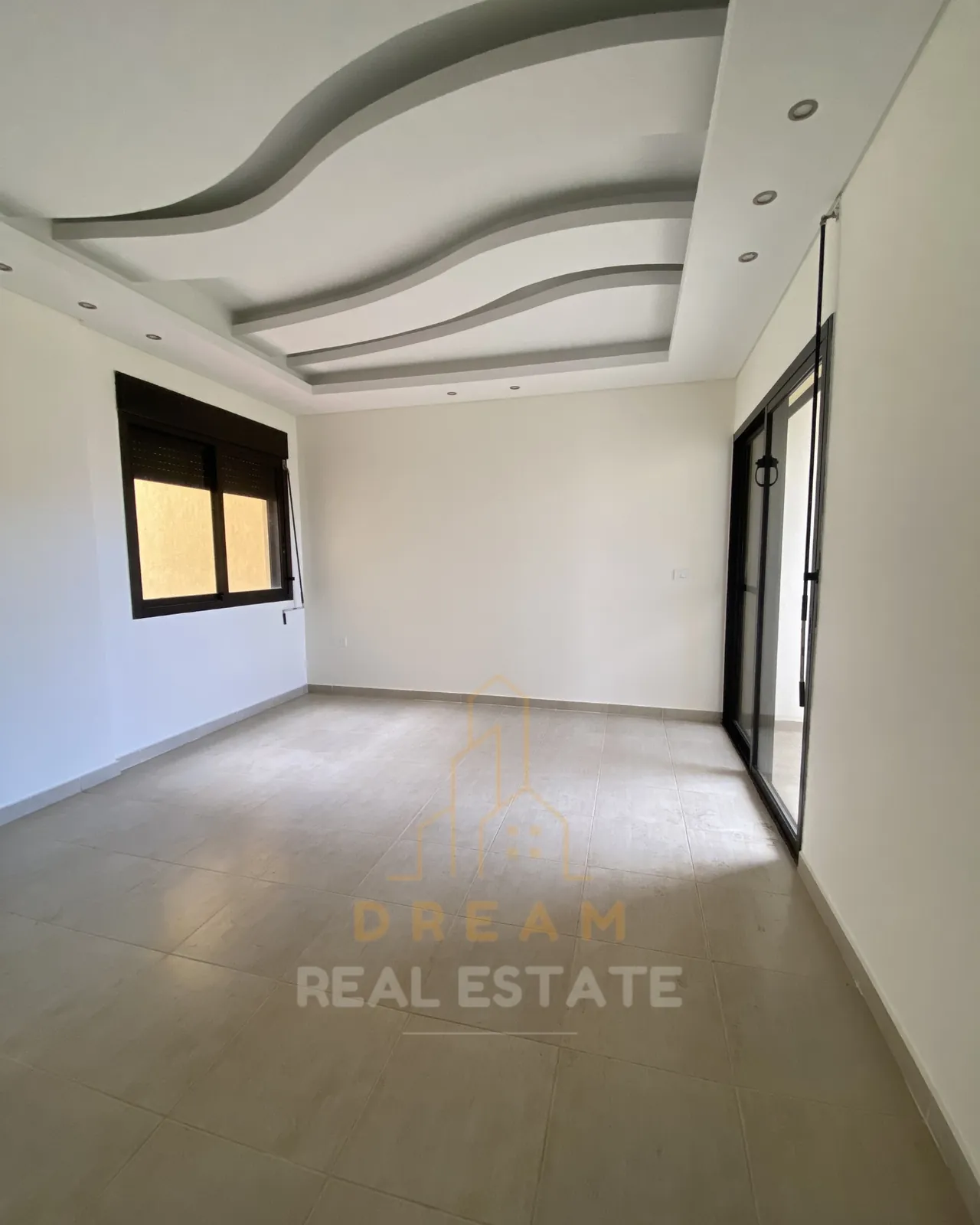 Apartment for Sale in Sharhabil - Saida — الصورة 5