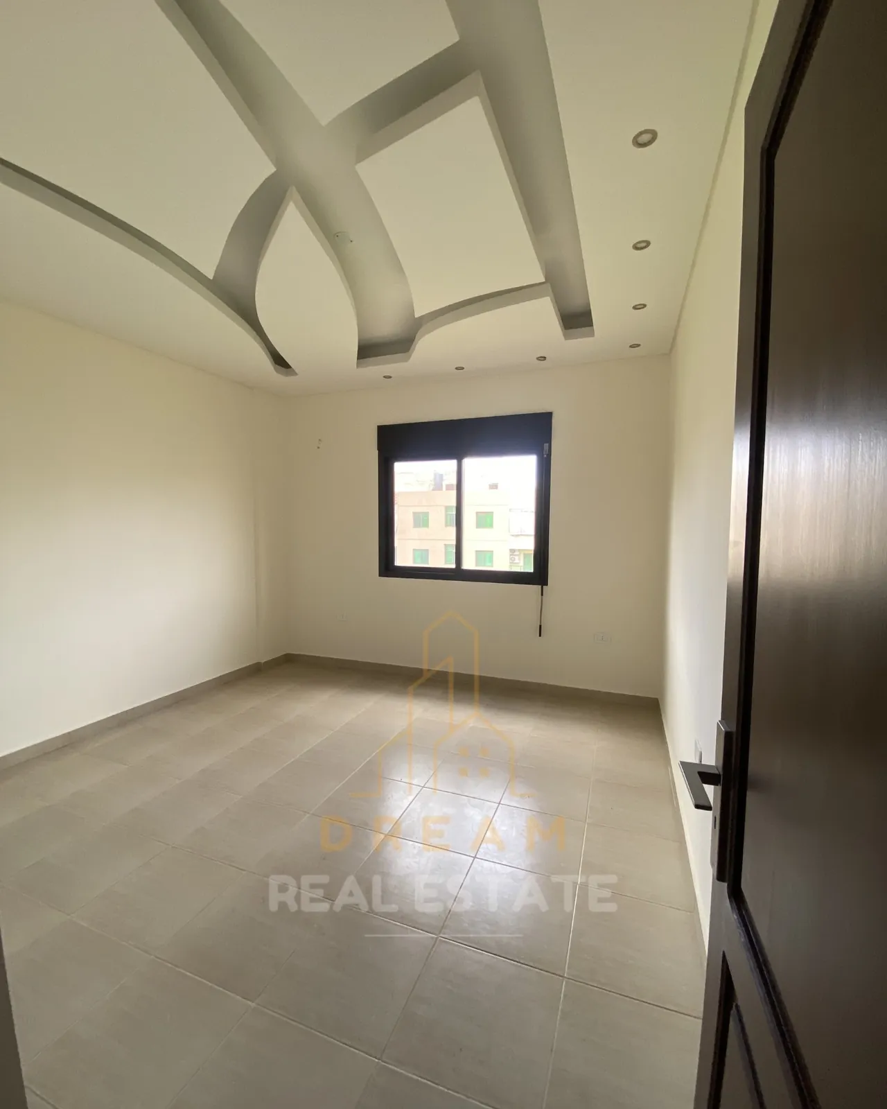 Apartment for Sale in Sharhabil - Saida — الصورة 6