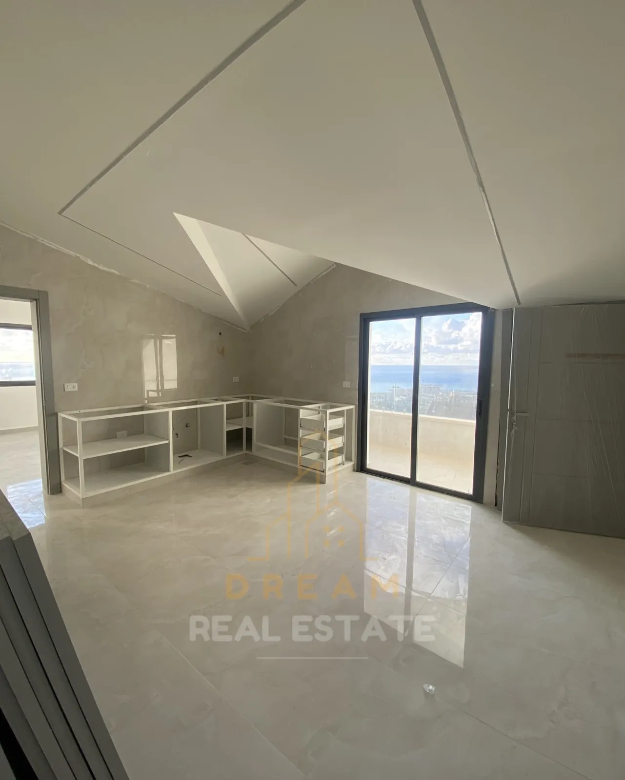 Apartment for Sale in Sharhabil - Saida — الصورة 3