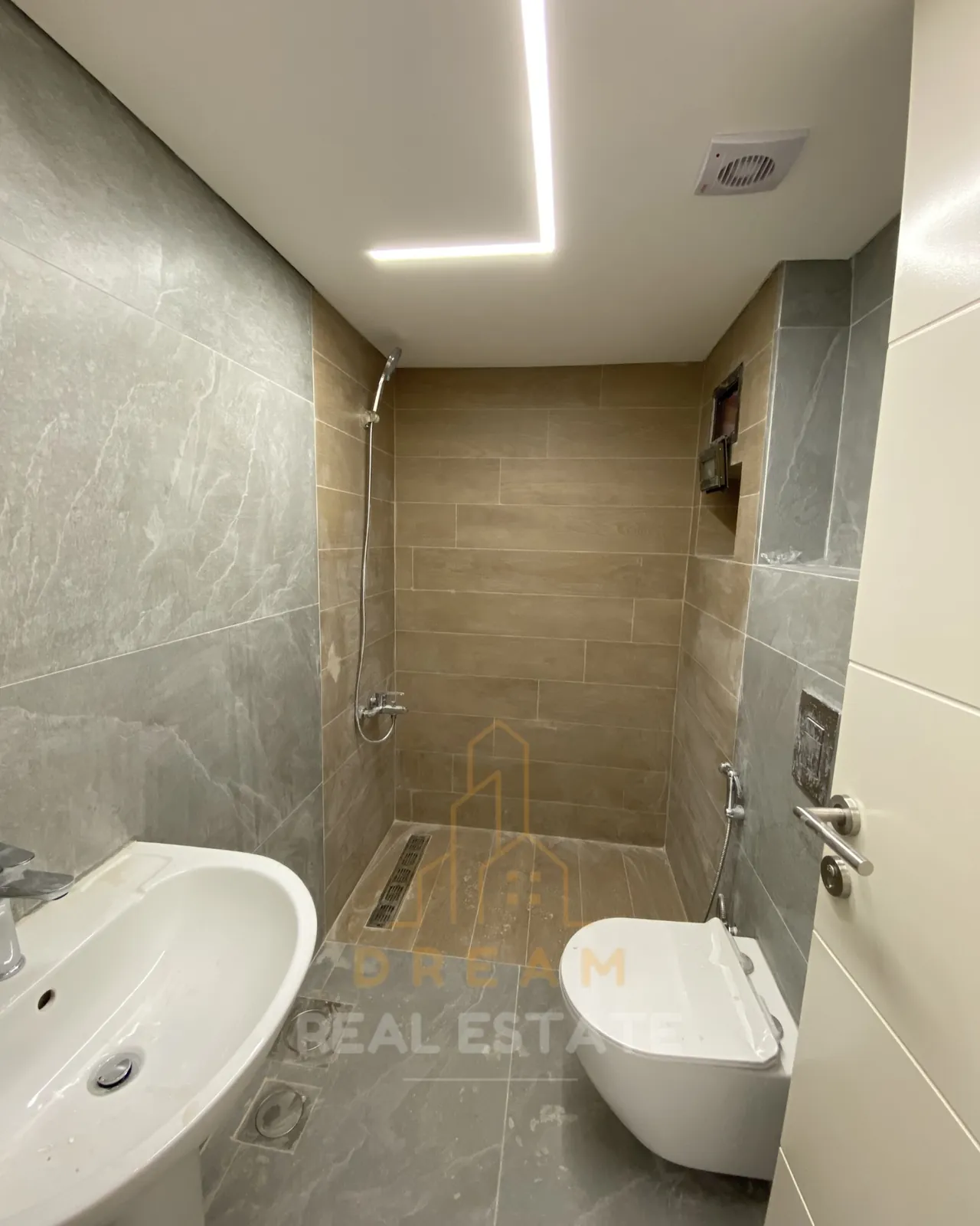 New Apartment for Sale in Sharhabil - Saida — الصورة 5