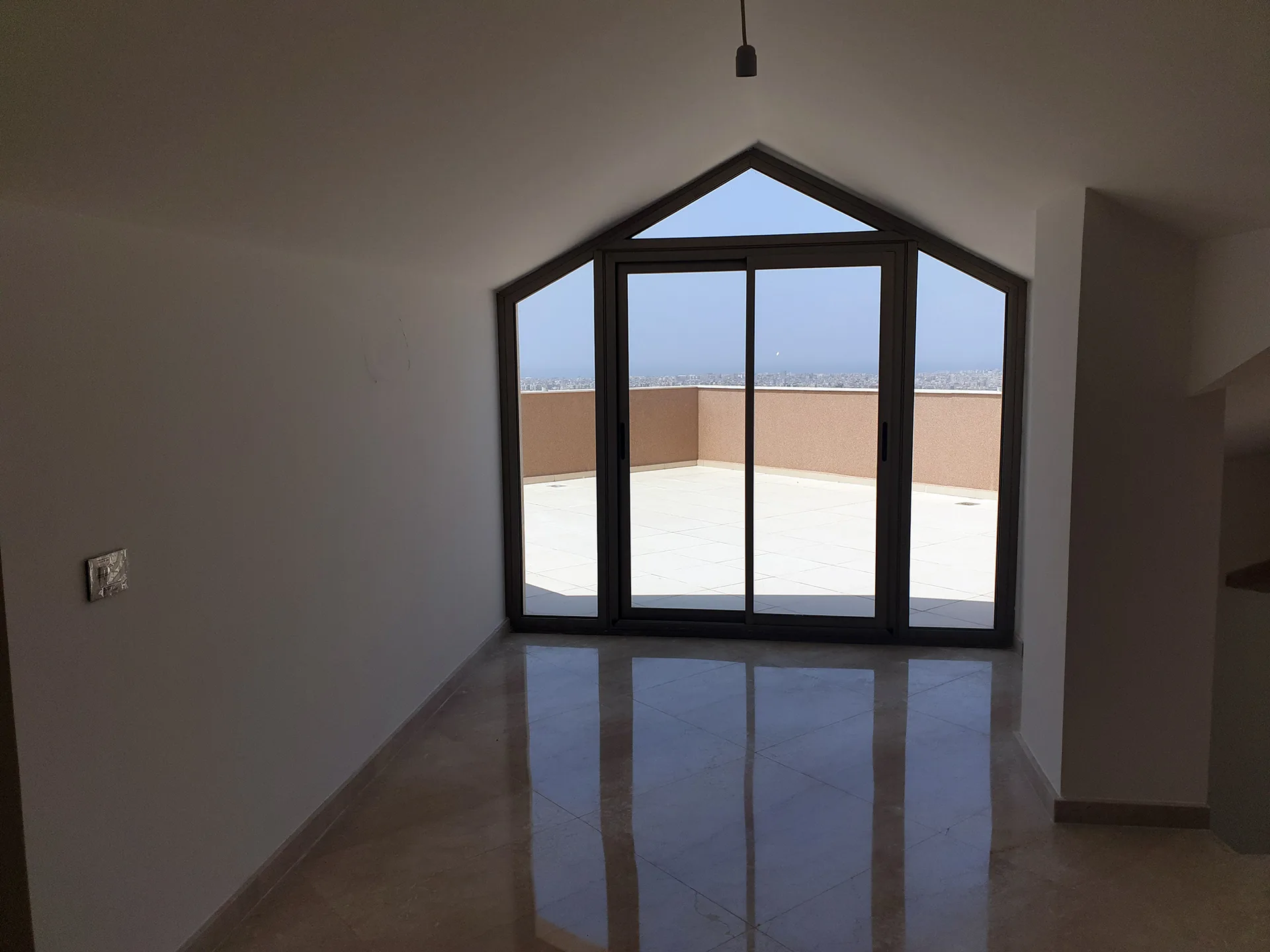 Duplex for Sale in Hazmieh, Lebanon — الصورة 4