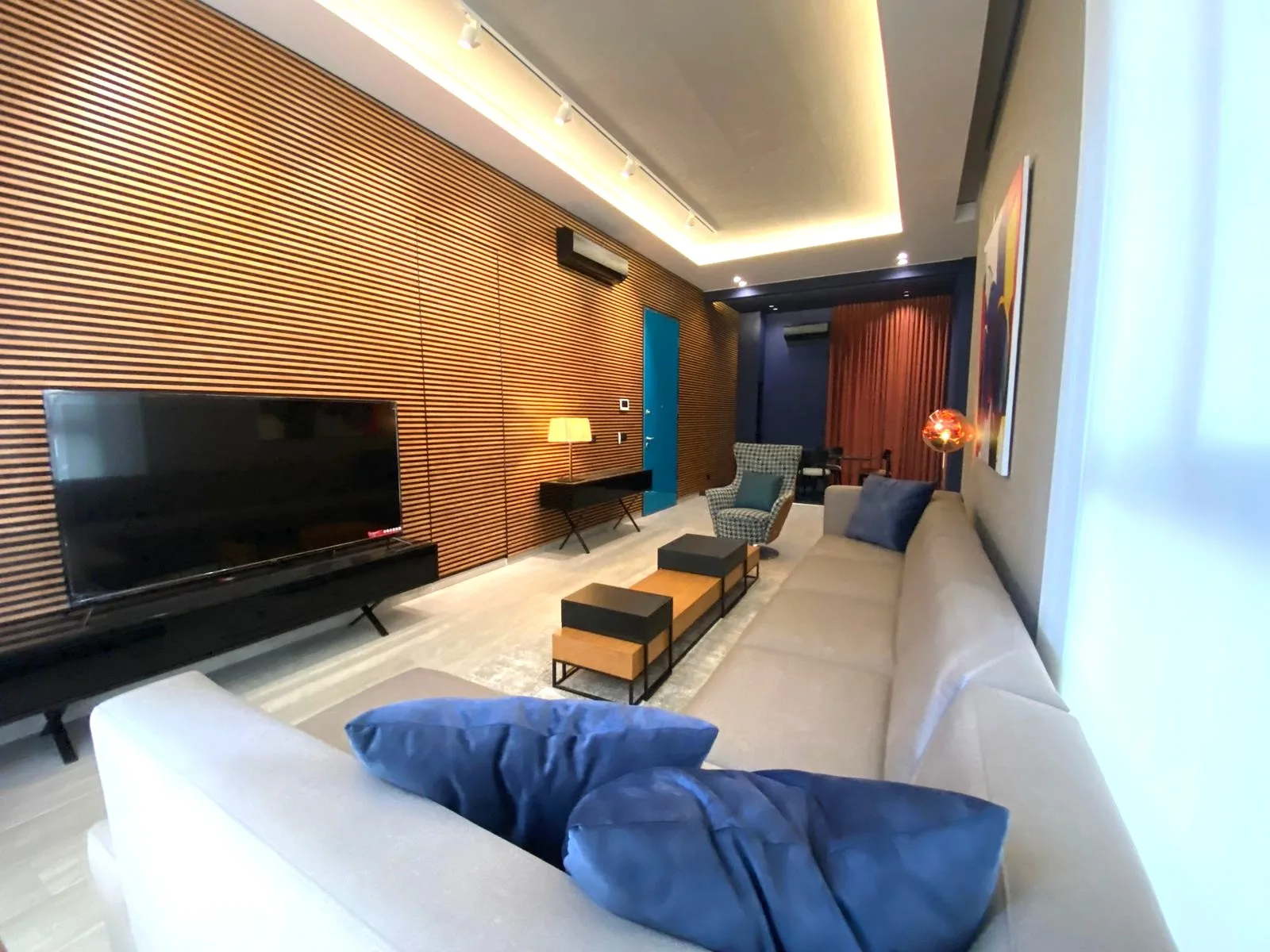 Apartment for Rent in Badaro, Beirut, Lebanon — الصورة 1