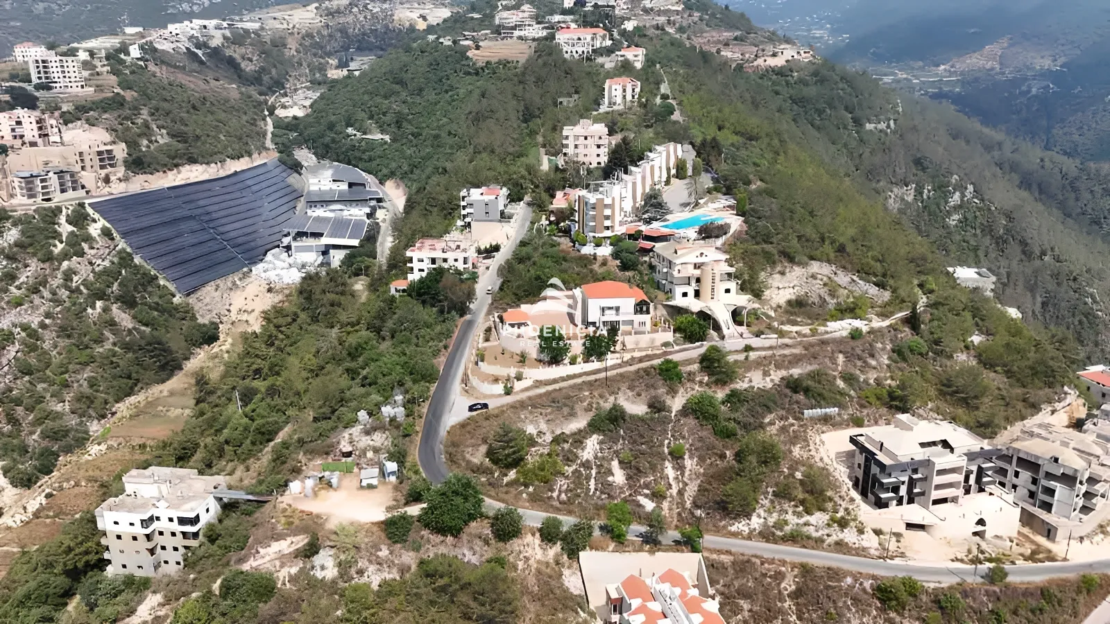 Land for Sale in Blat — الصورة 11
