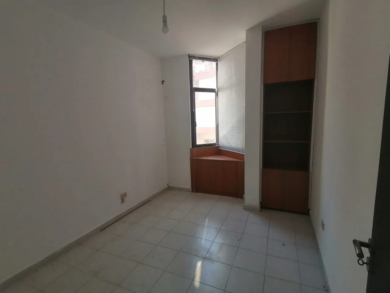 Office for rent in Baouchriyeh — photo 5