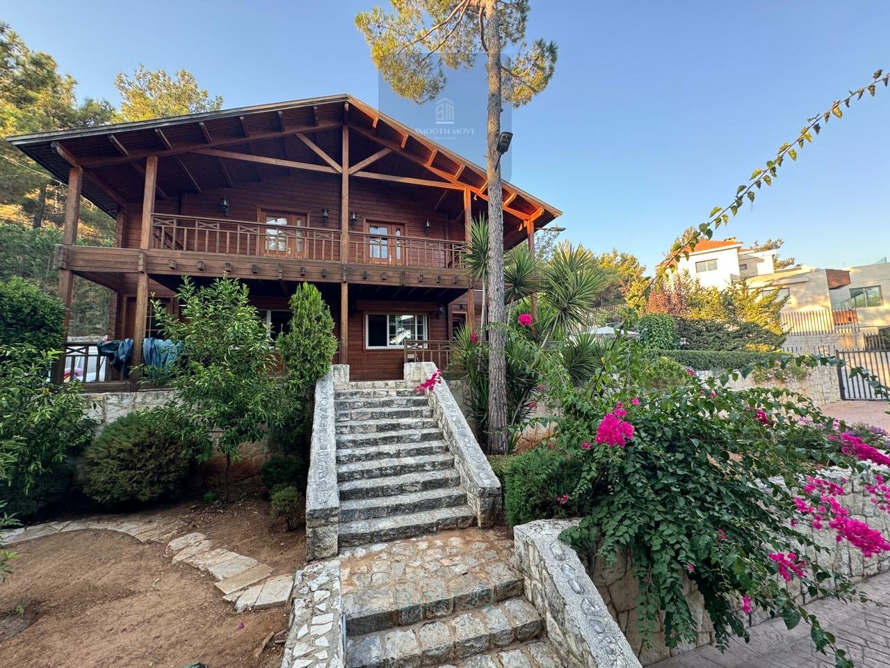 Huge Lavish Villa with a Wooden Shed For Sale in Broumanna — الصورة 7