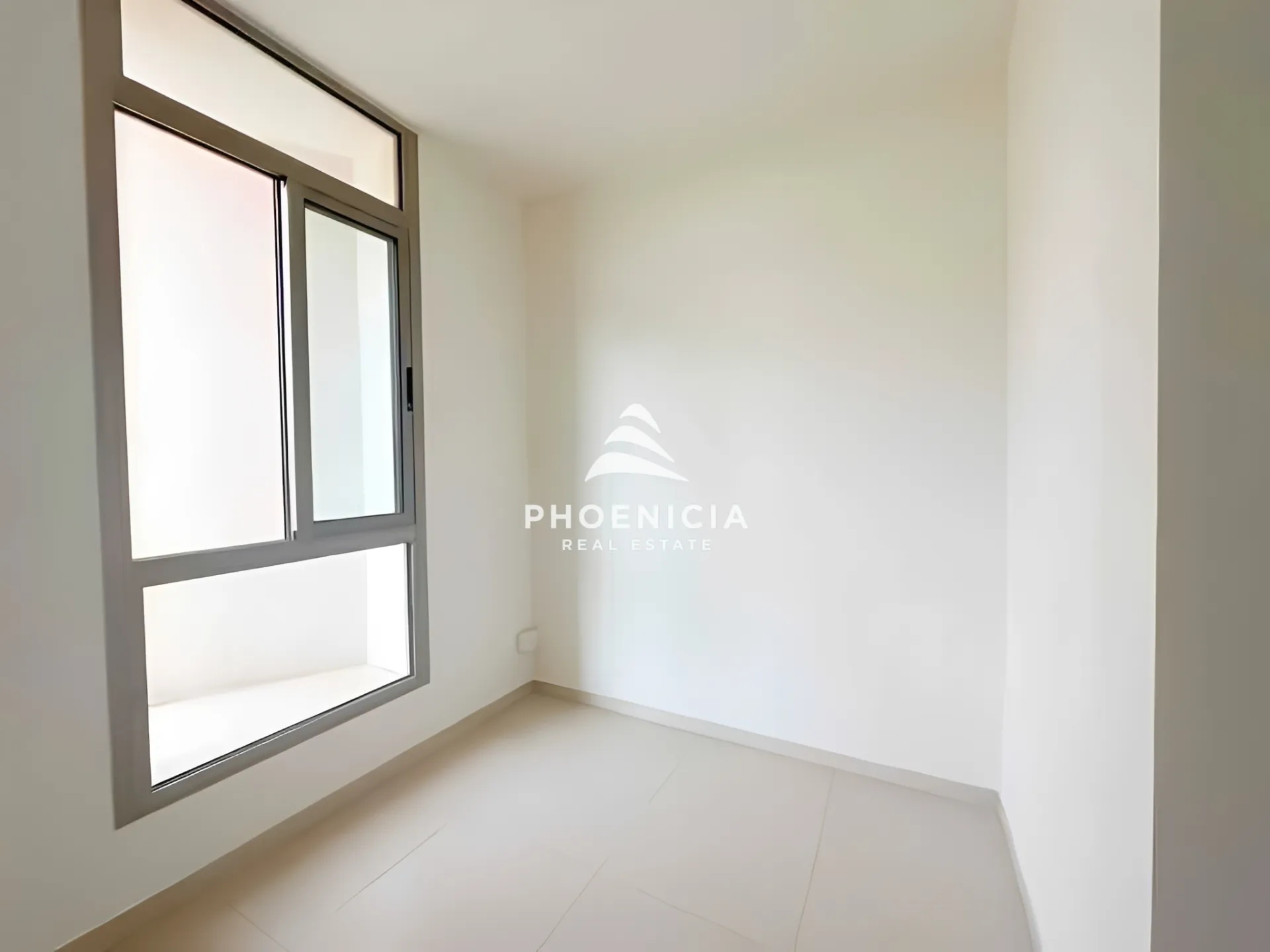 Shop for sale in Amchit Main Rd، Aamchit, Lebanon — الصورة 5