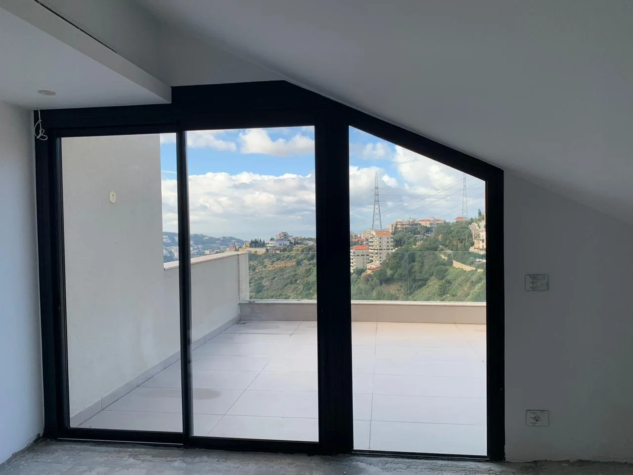 Apartment for Sale in Montiverdi, Lebanon — الصورة 9