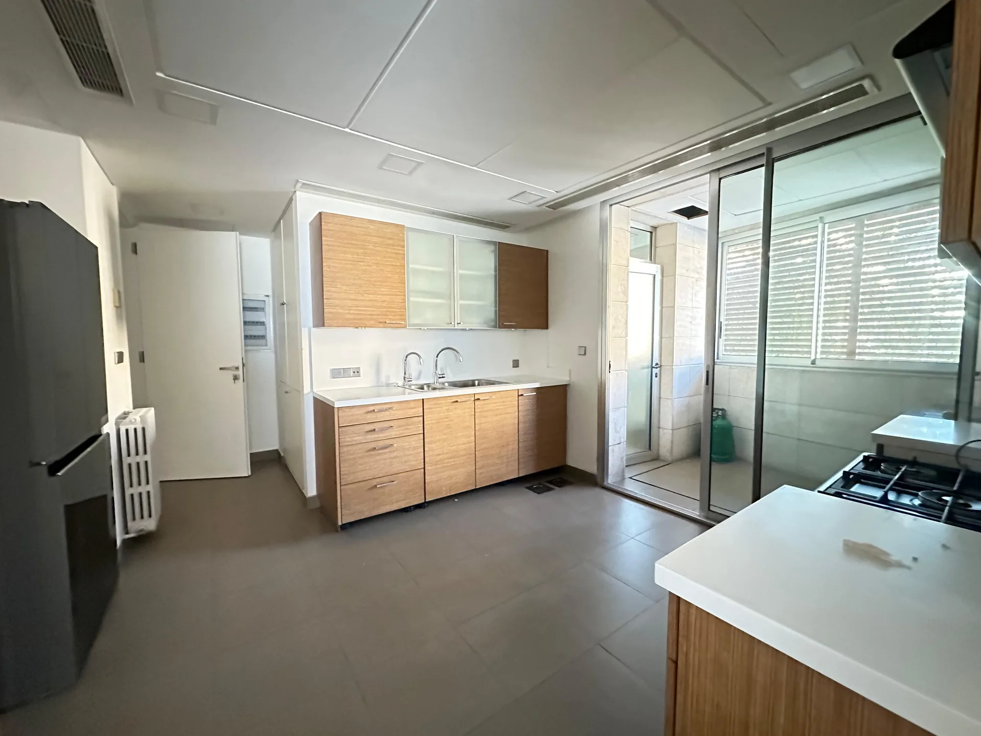 Apartment for Sale in Saifi Village, Beirut, Lebanon — الصورة 4