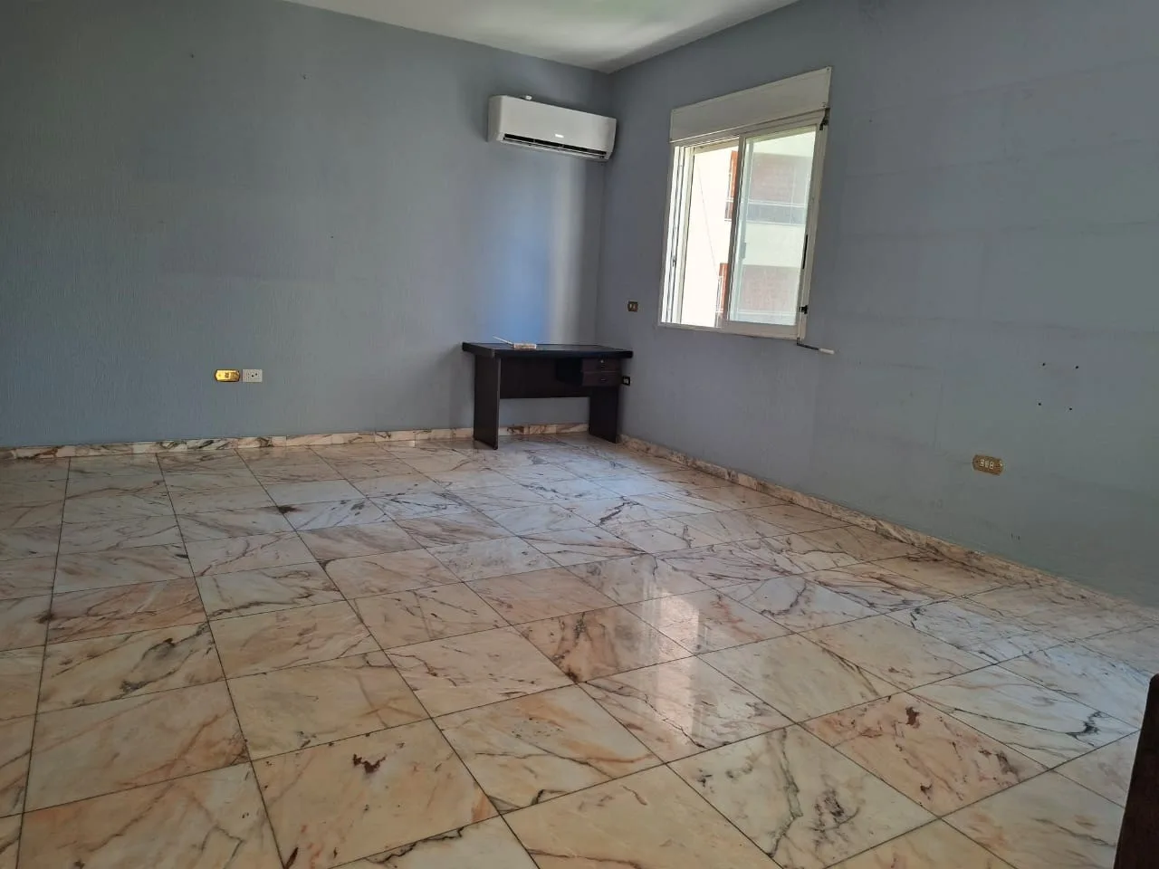 Penthouse for rent in Manara — الصورة 8
