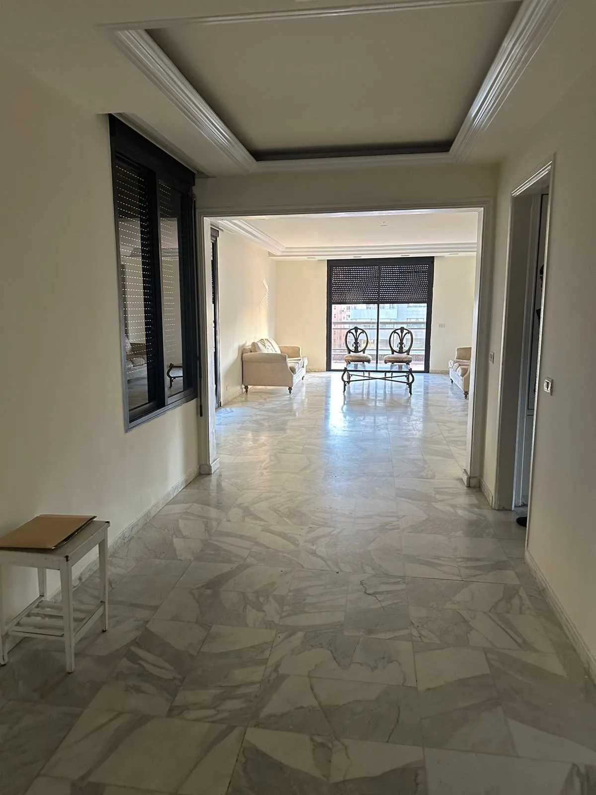 Apartment for Sale in Badaro, Beirut, Lebanon — الصورة 3