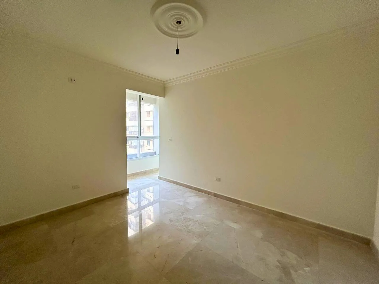 Apartment for Rent in Verdun — الصورة 5