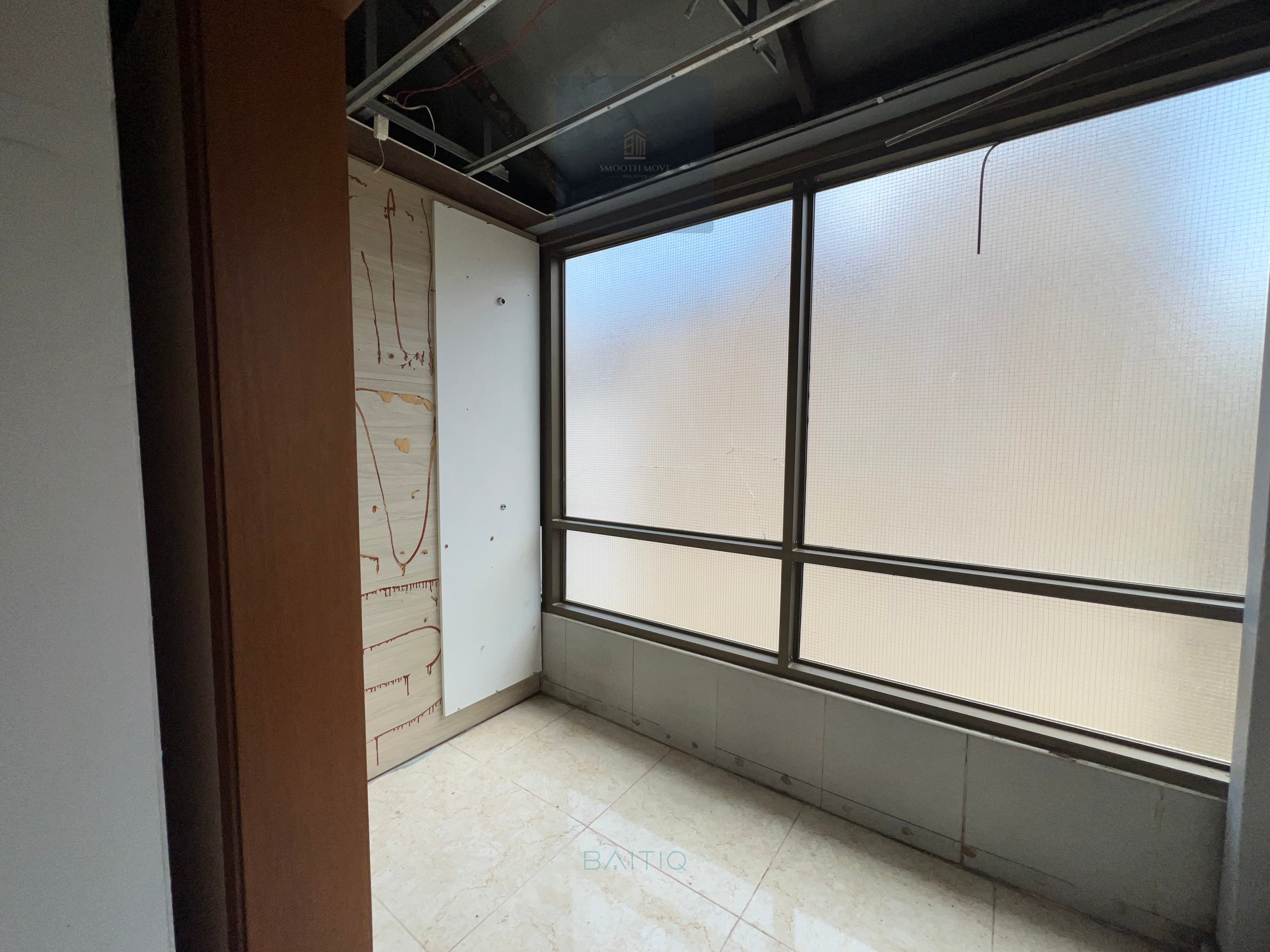 Newly Renovated and Spacious Apartment for Sale in Verdun — الصورة 12