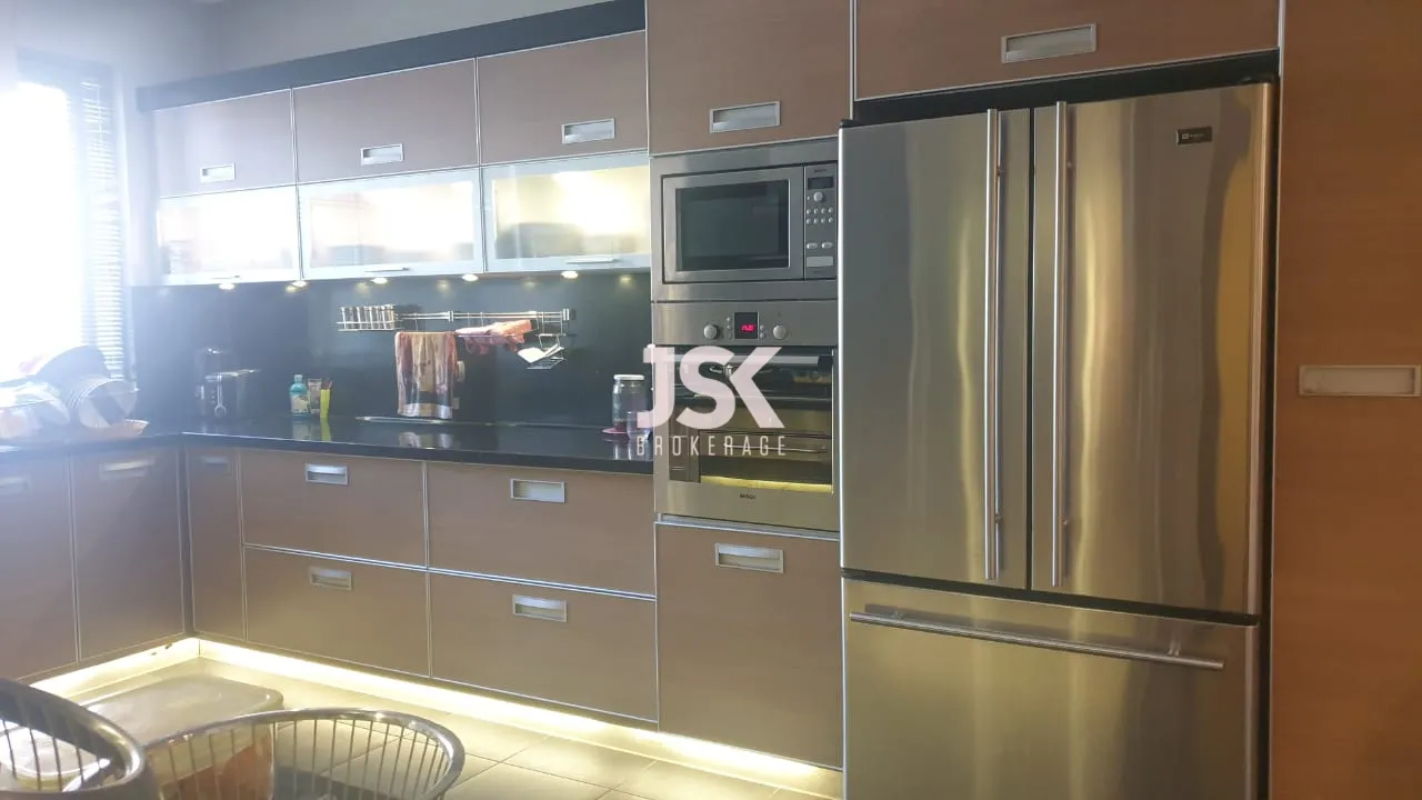Apartment for rent in Achrafieh, Beirut, Lebanon — الصورة 8