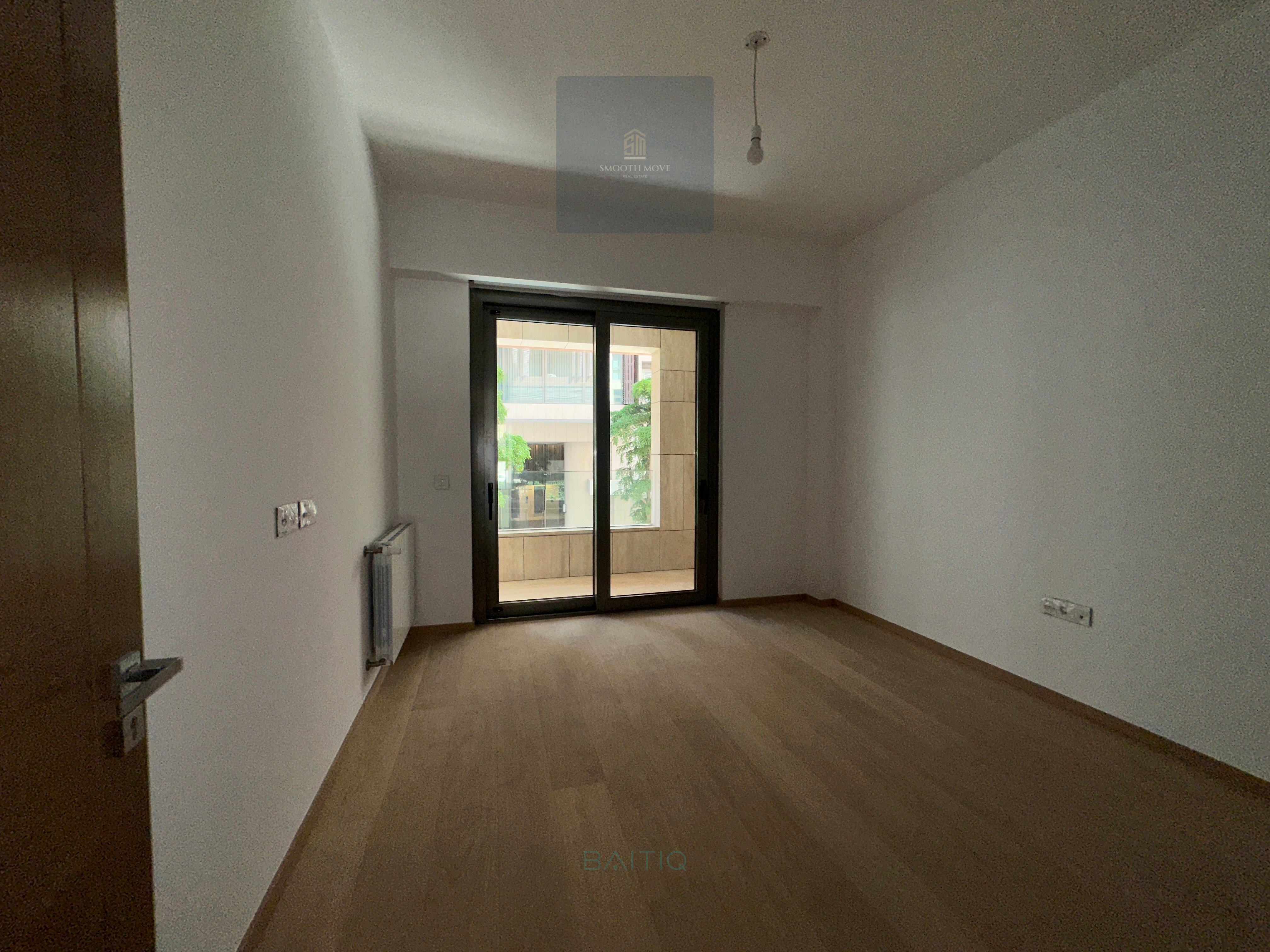 Lovely Ground-Floor Duplex Apartment for Sale in Saifi, Beirut — الصورة 3