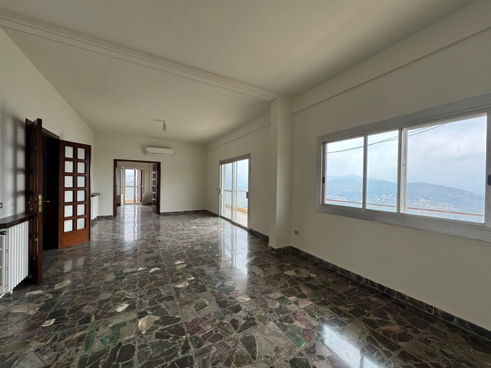 Apartment for Rent in Beit Meri