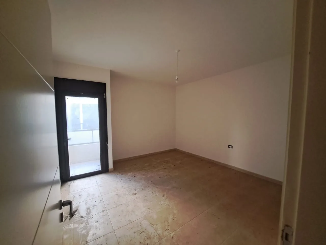 Apartment for Sale in Aamchit — الصورة 4