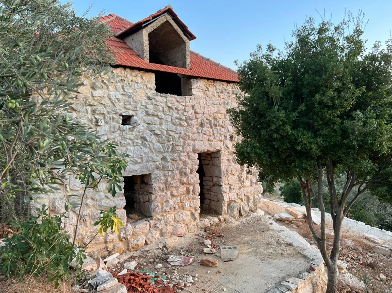 Villa for Sale in Batroun, Lebanon — الصورة 3