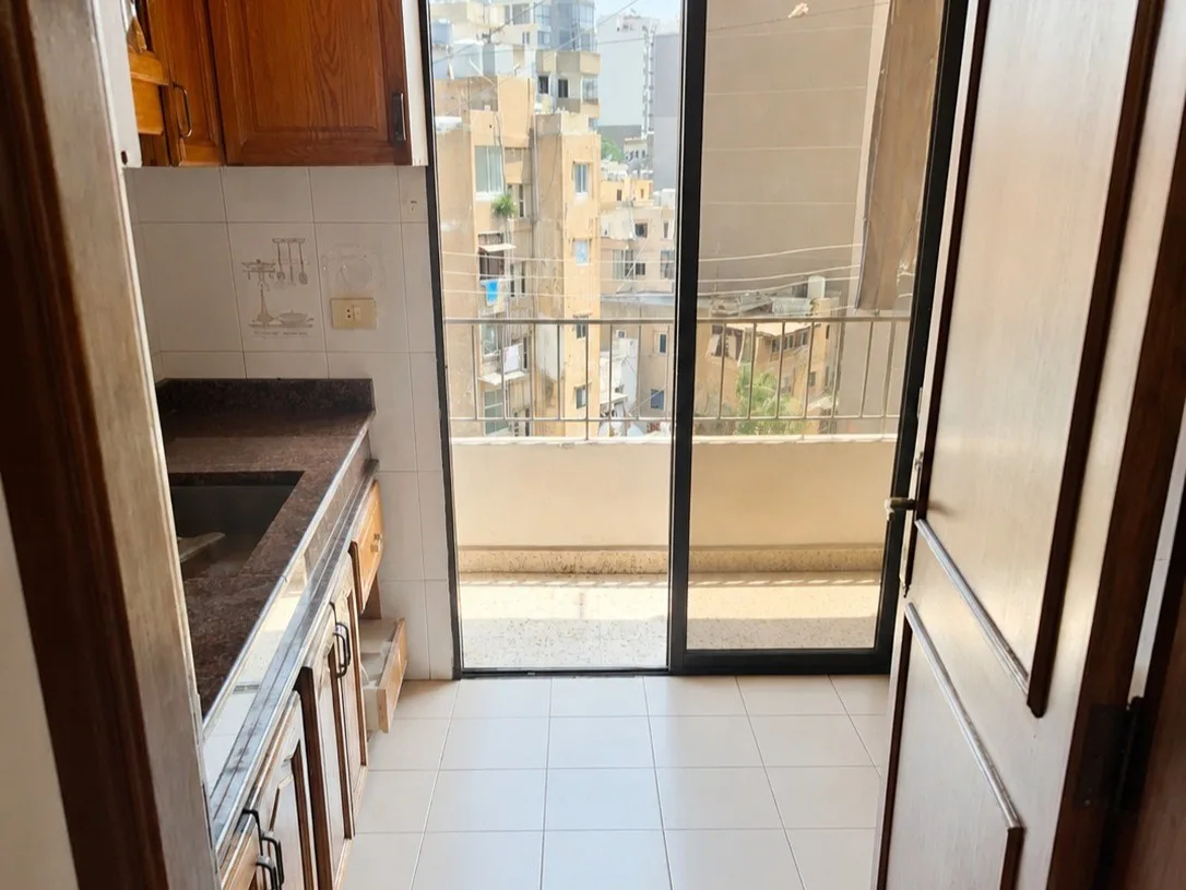 Office for Sale in Achrafieh — الصورة 5