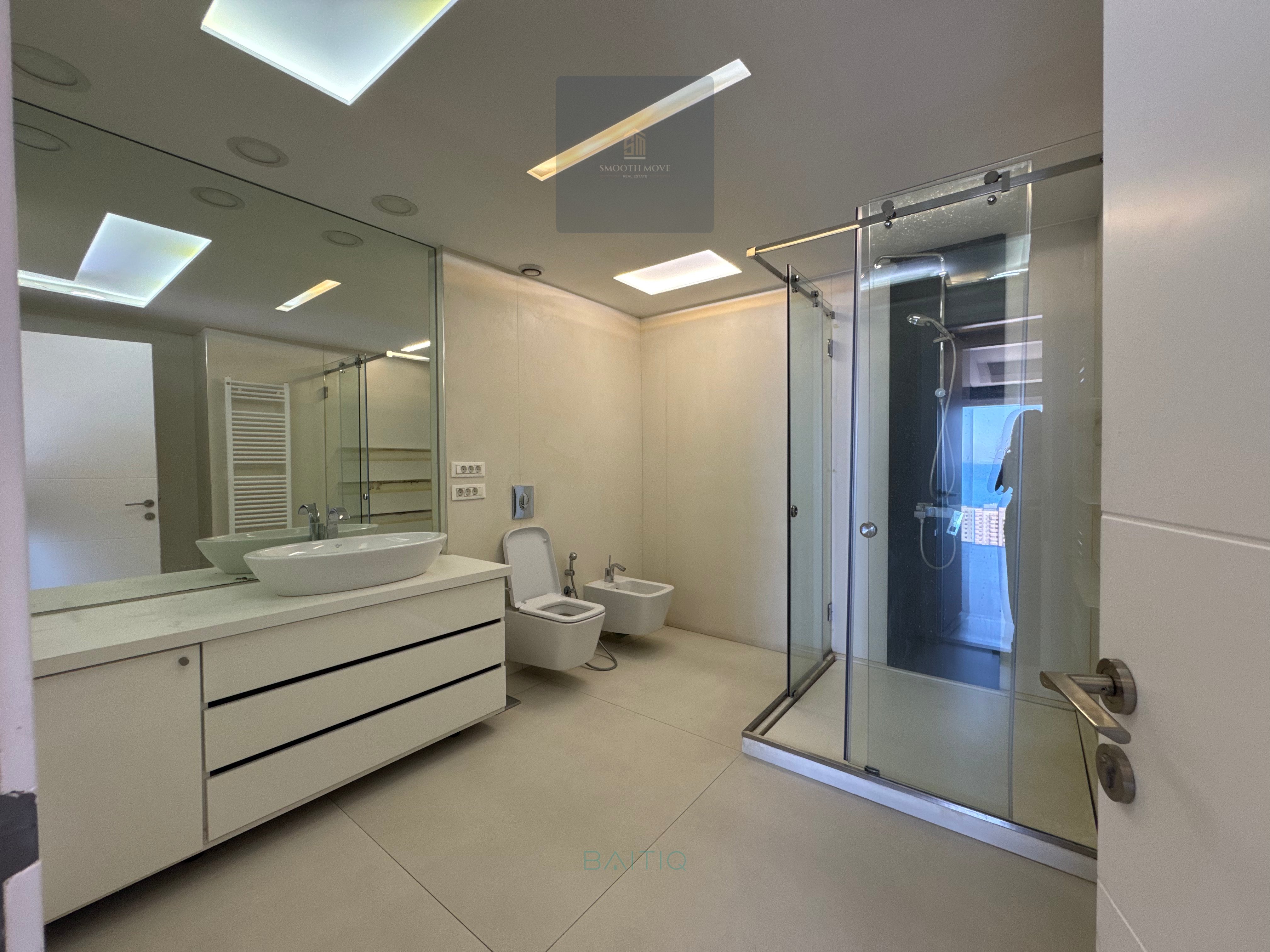 Stunning Seaview Penthouse for Sale in Ras Beirut — الصورة 9