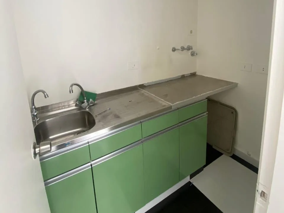 Office for rent in Achrafieh — الصورة 3