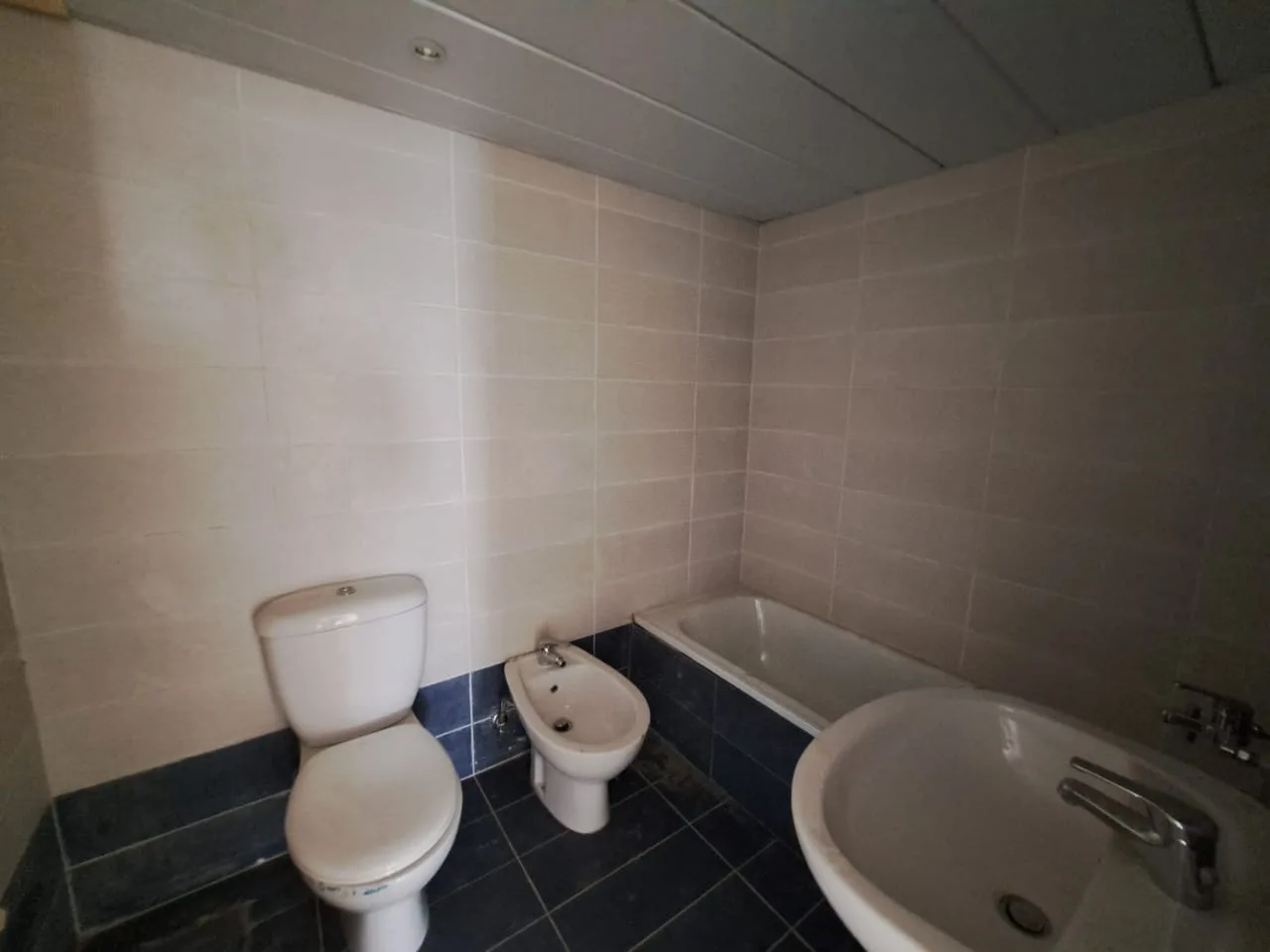 Apartment for Sale in Jal El Dib, Lebanon — الصورة 9
