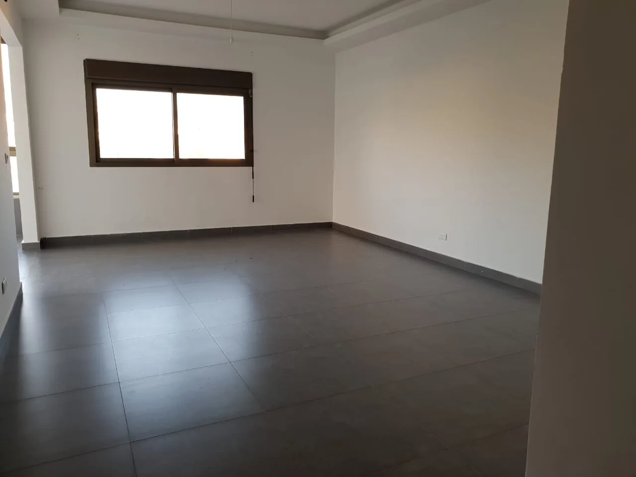 Apartment for Sale in Aamchit, Lebanon — الصورة 7