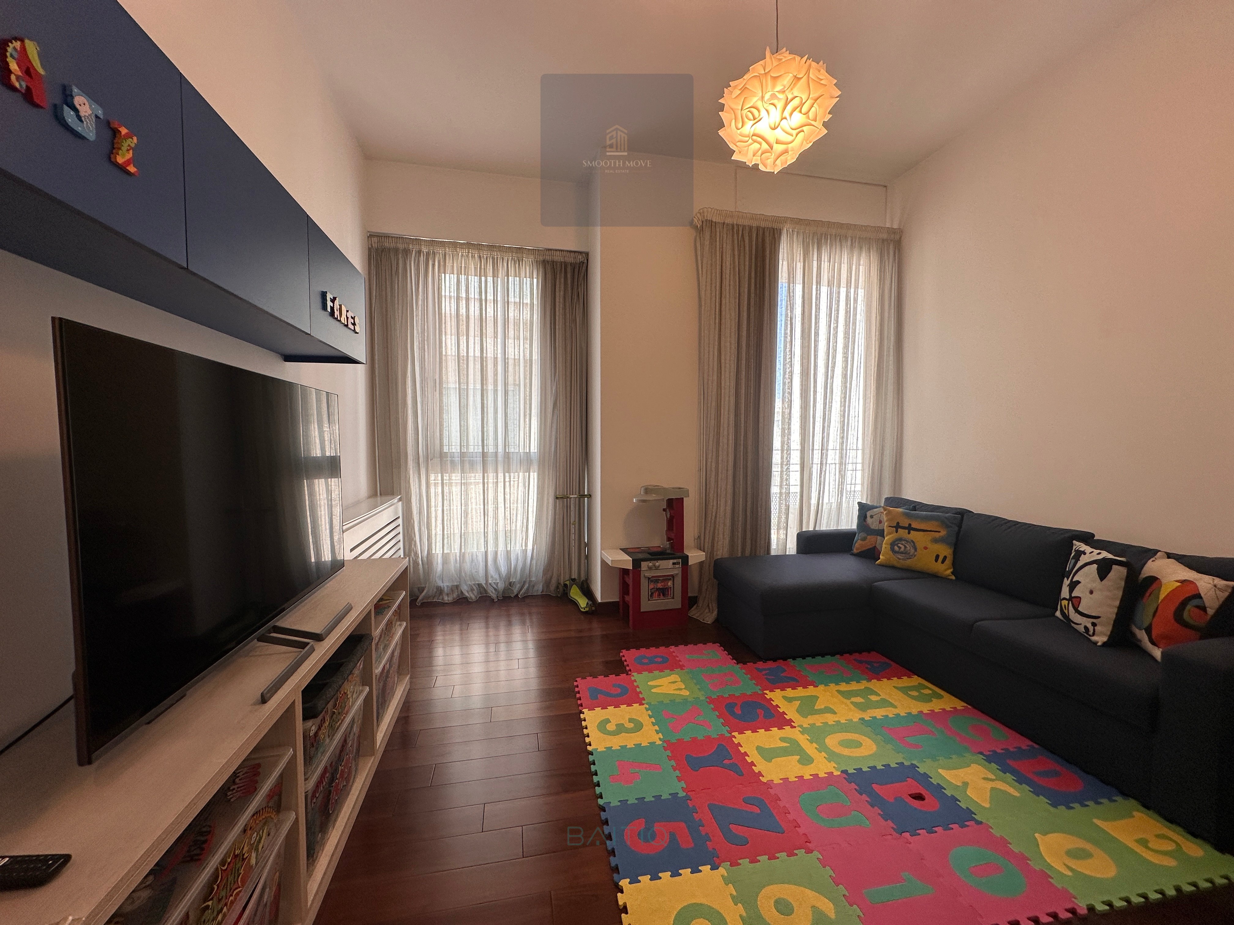 Beautiful 4 Bedroom Apartment for Sale in Saifi, Beirut — الصورة 8
