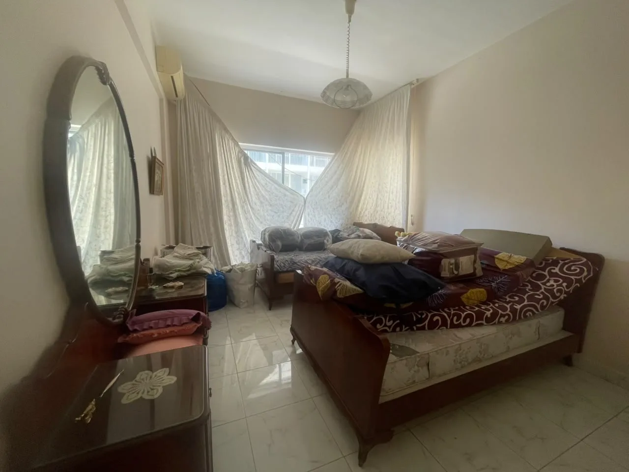 Apartment for Sale in Hamra, Ras Beirut — الصورة 6