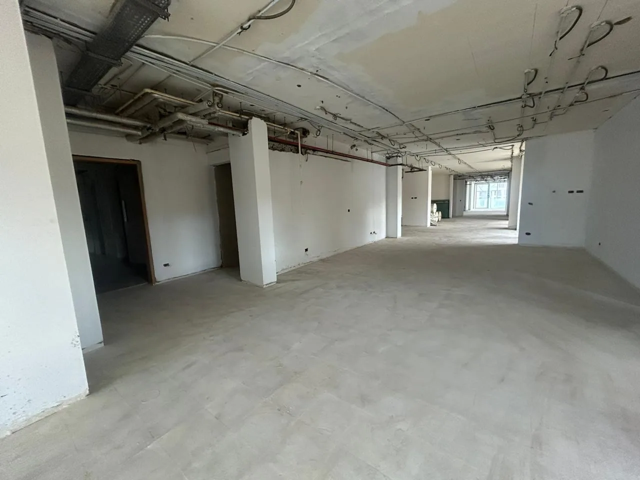 Office for rent in Downtown — الصورة 1