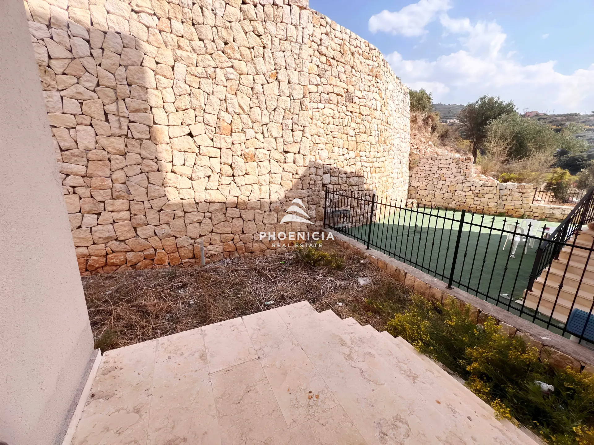 Apartment for Sale in Mehrine — الصورة 2