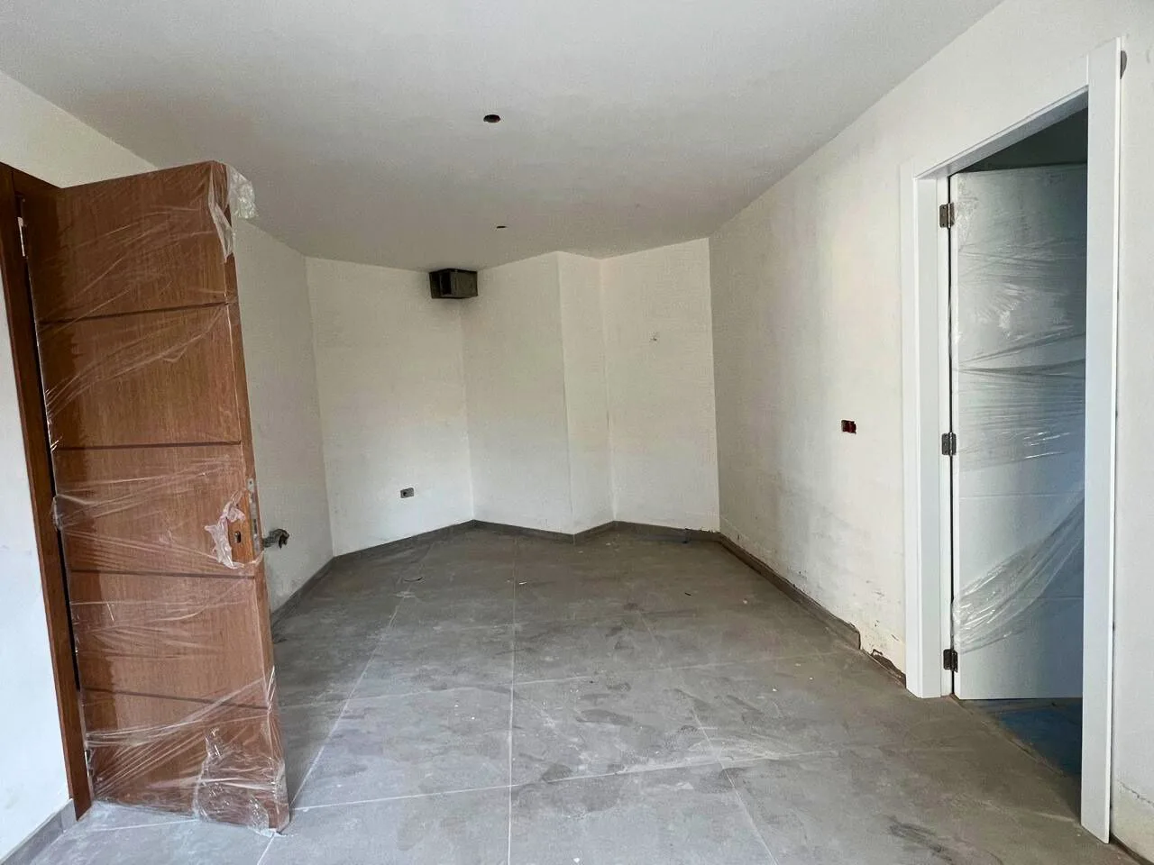 Duplex for Sale in Sagesse, Beirut, Lebanon — الصورة 3