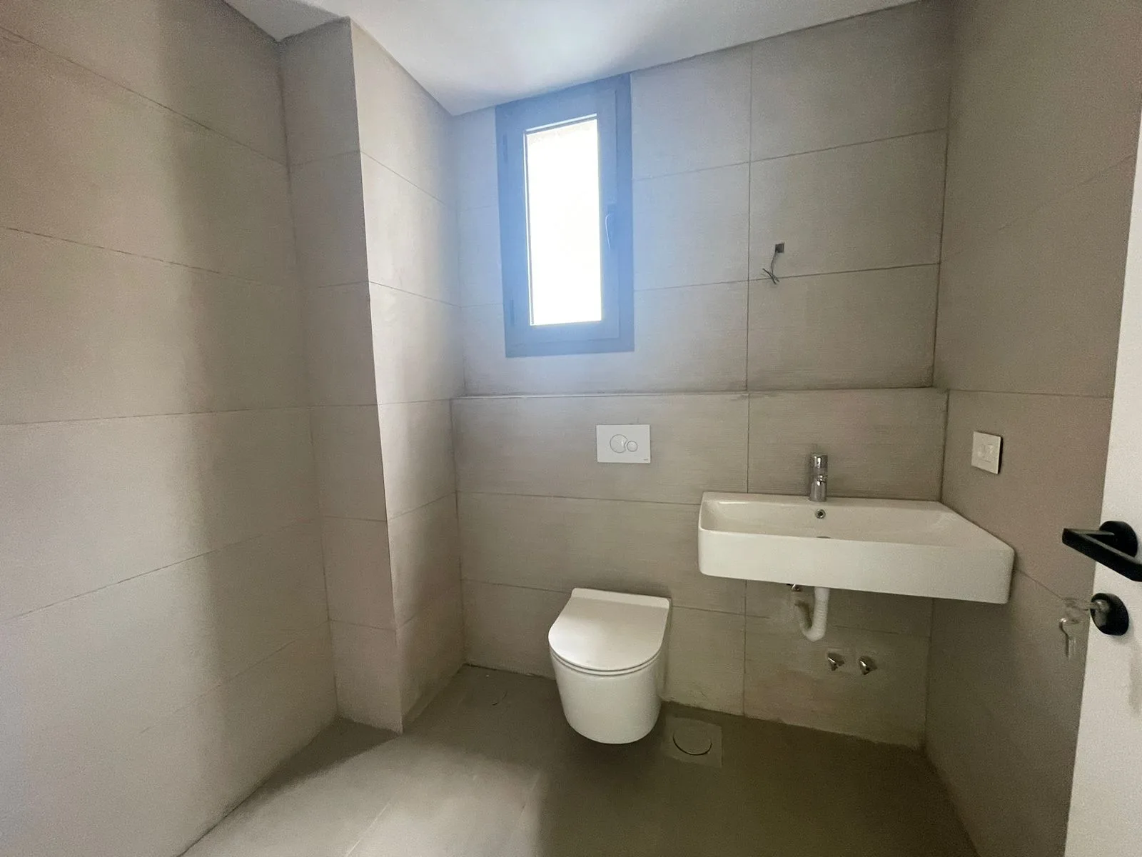Apartment for Sale in Ain Saadeh, Lebanon — الصورة 4