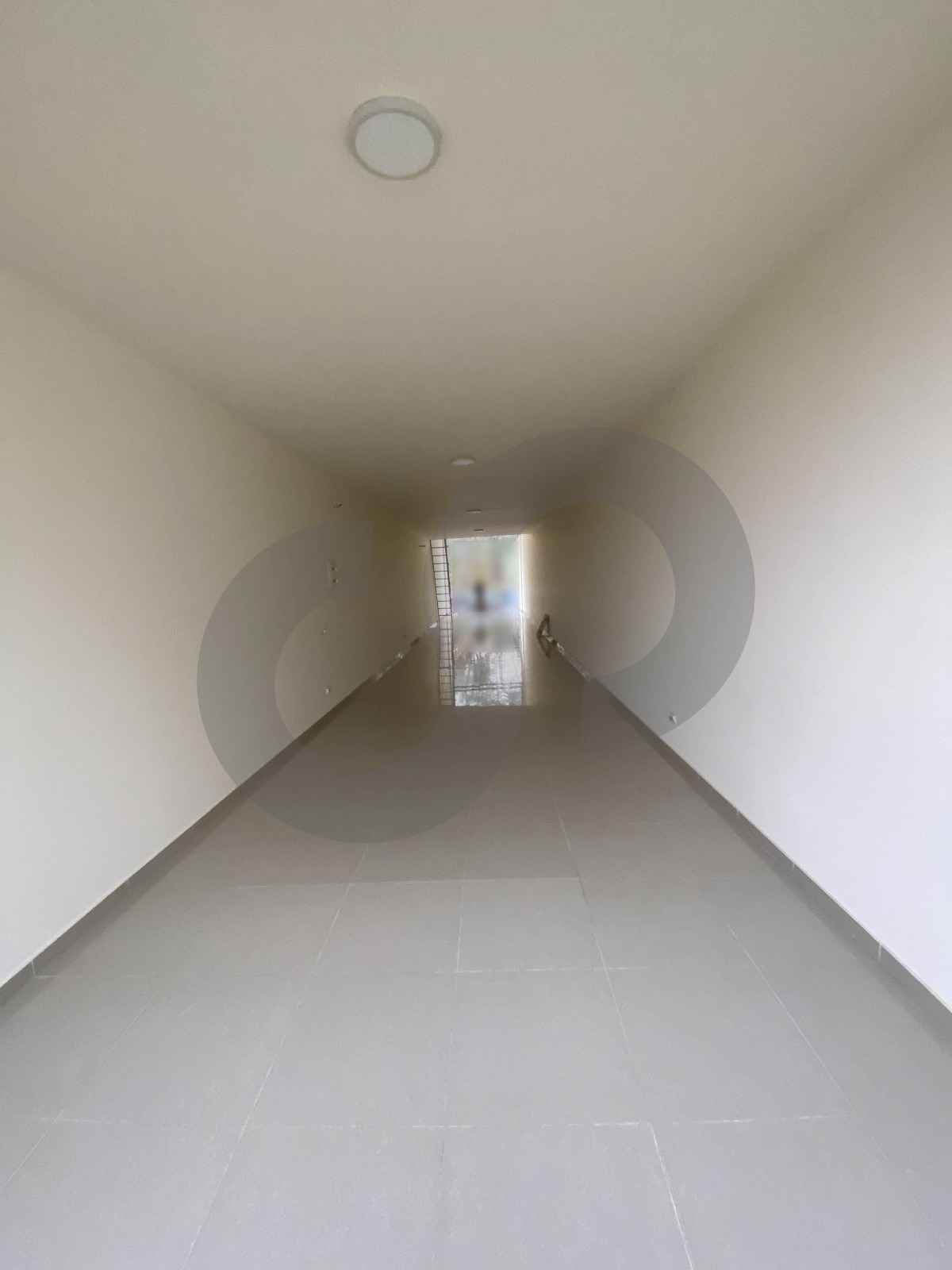 Shop in a newly constructed commercial center in zgharta — photo 3