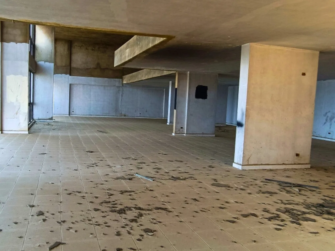 Commercial property for Sale in Nahr Ibrahim, Lebanon — الصورة 2