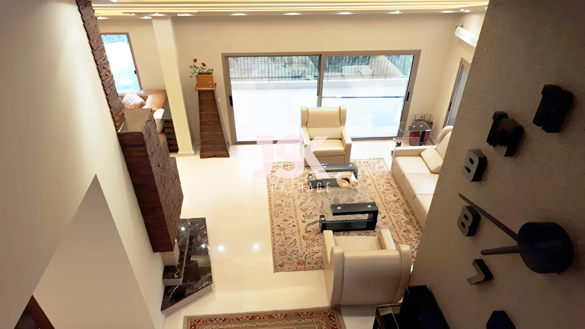 Duplex for Sale in Jouret Al Ballout, Lebanon — الصورة 5