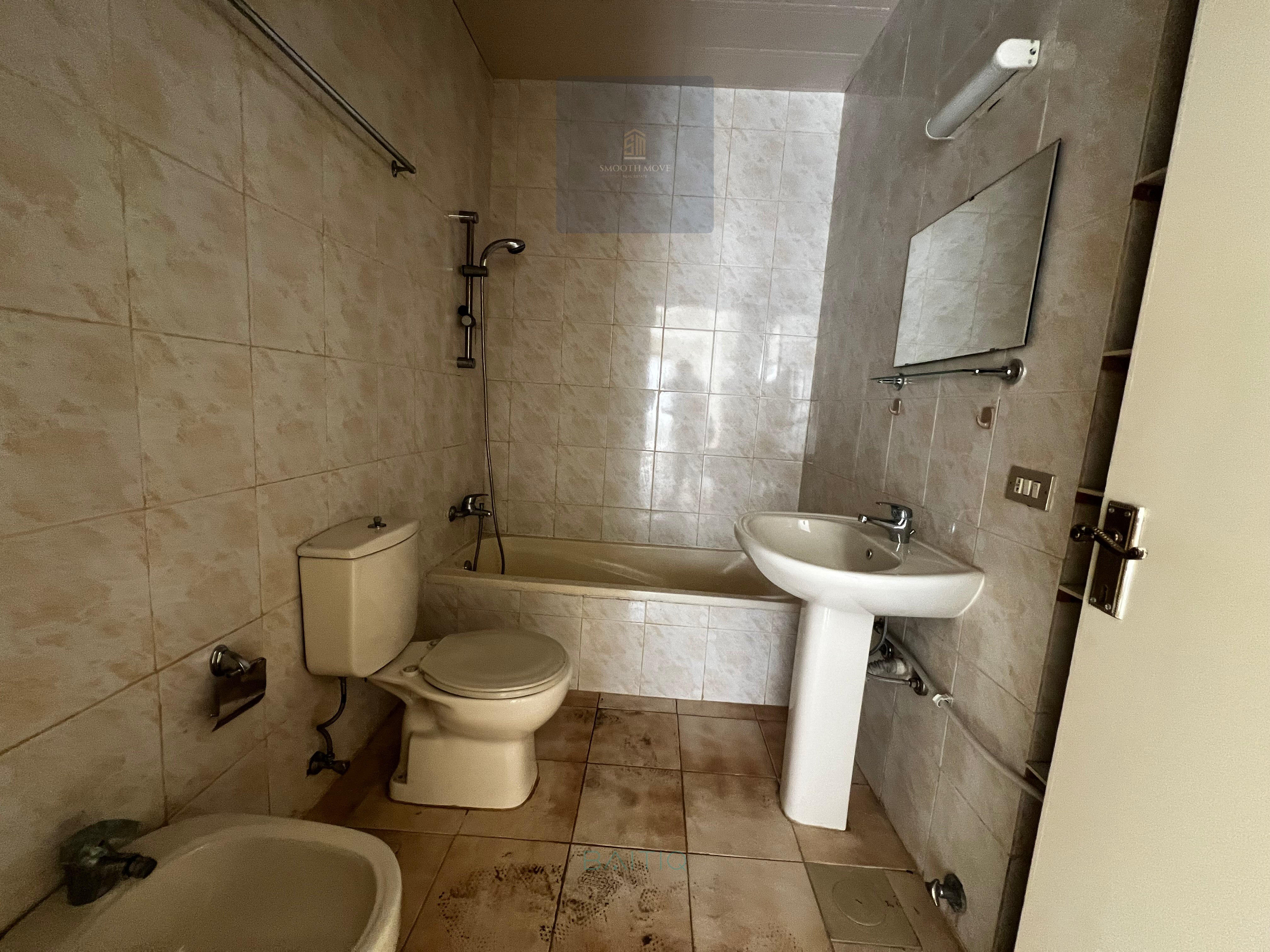 Spacious and Catchy Price Apartment for sale in Sanayeh Beirut — الصورة 20