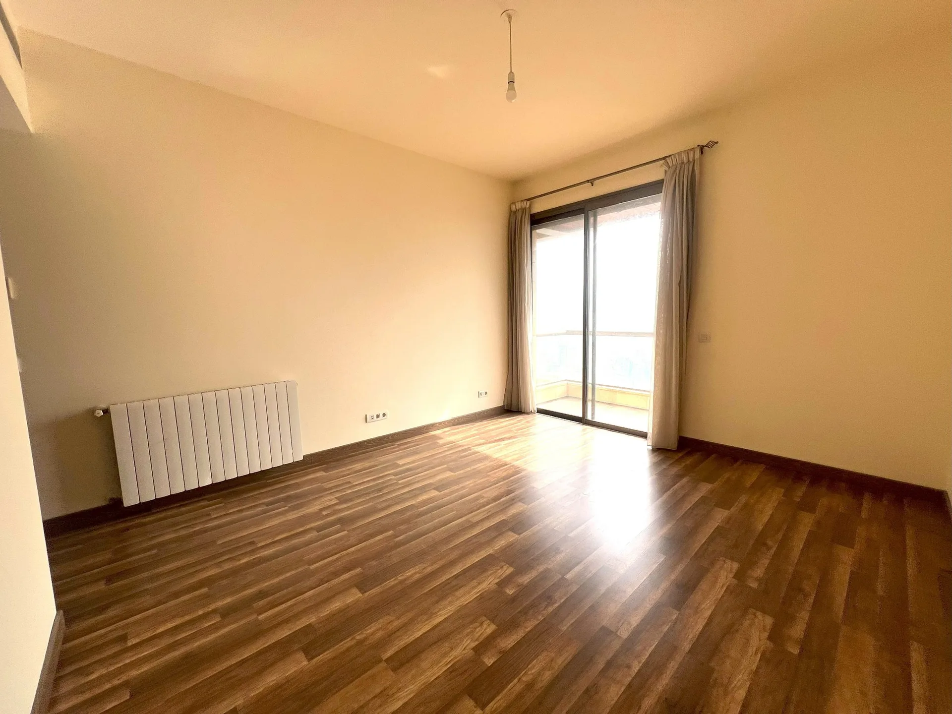 Apartment for Sale in Syoufi, Achrafieh, Beirut, Lebanon — الصورة 9