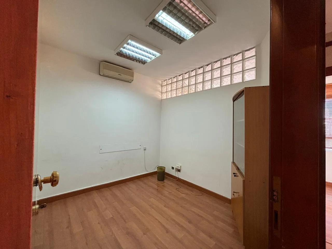 Office for rent in Badaro — الصورة 4
