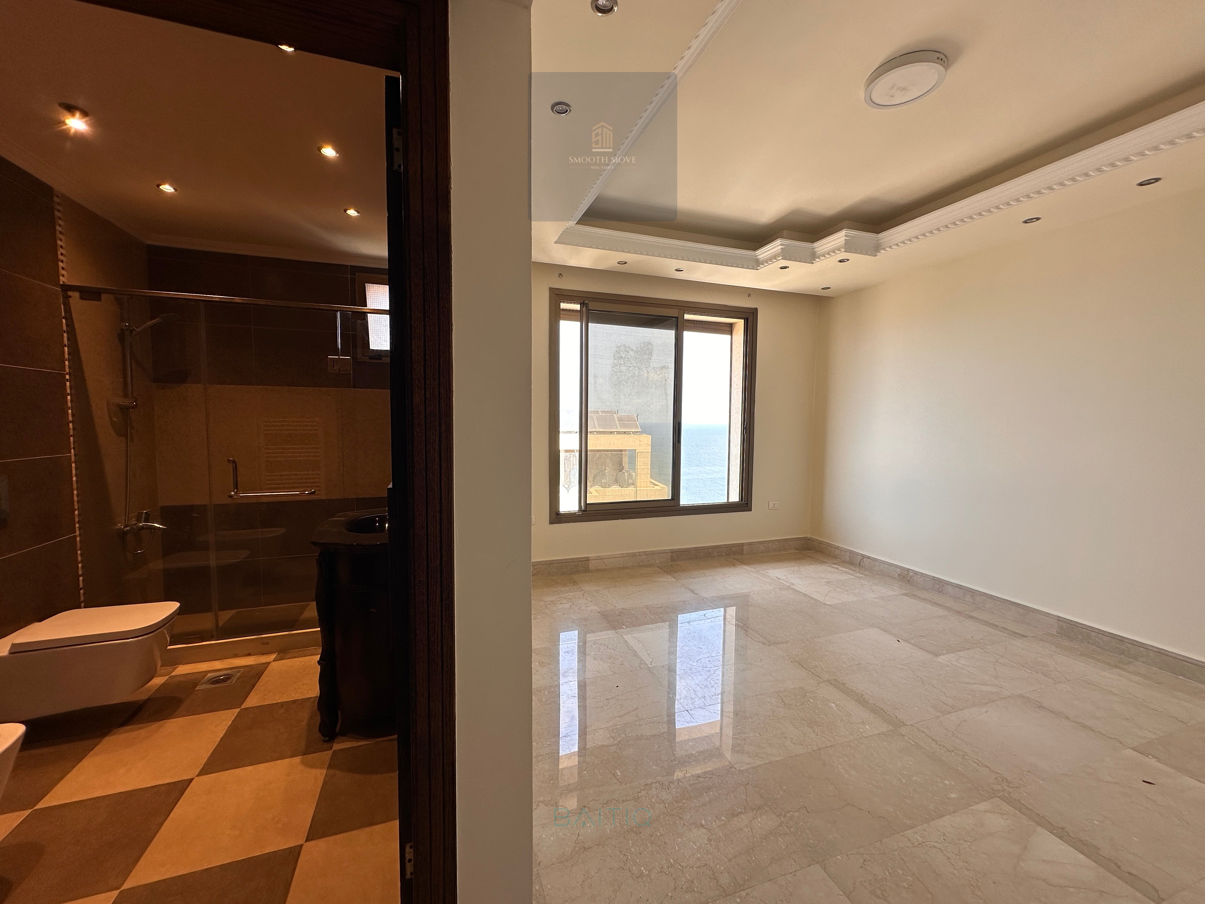 Luxury Apartment with Perfect Seaview for Rent in Ain El Mreisseh, Beirut — الصورة 9